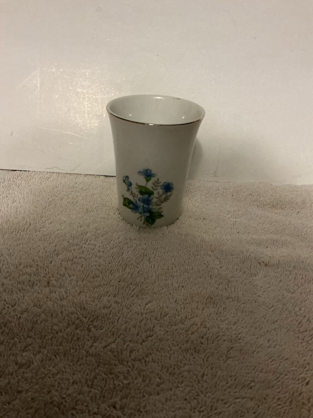 Vintage Porcelain Tumbler Bath Cup Holder Floral Blue Small Gold Rim